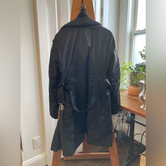 Post Card Luxury Sportswear Black Winter Jacket - Picture 8 of 8